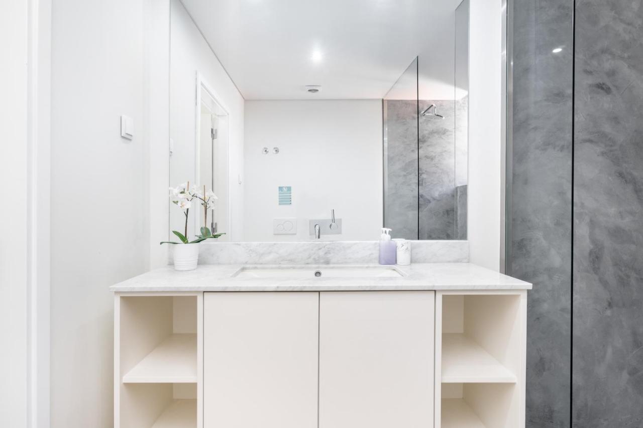 Whome Alcantara Premium * Lisboa